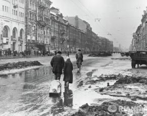 Футбольный матч в «городе мёртвых»: как блокадный Ленинград доказал, что жив